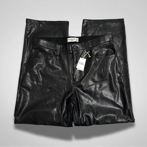 NWT Abercrombie & Fitch 90s Vegan Leather Pant